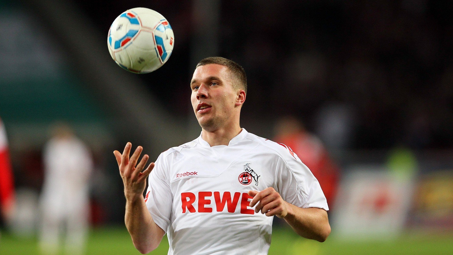 美洲杯激情狂欢：明星演绎绿茵盛宴！，播放美洲杯